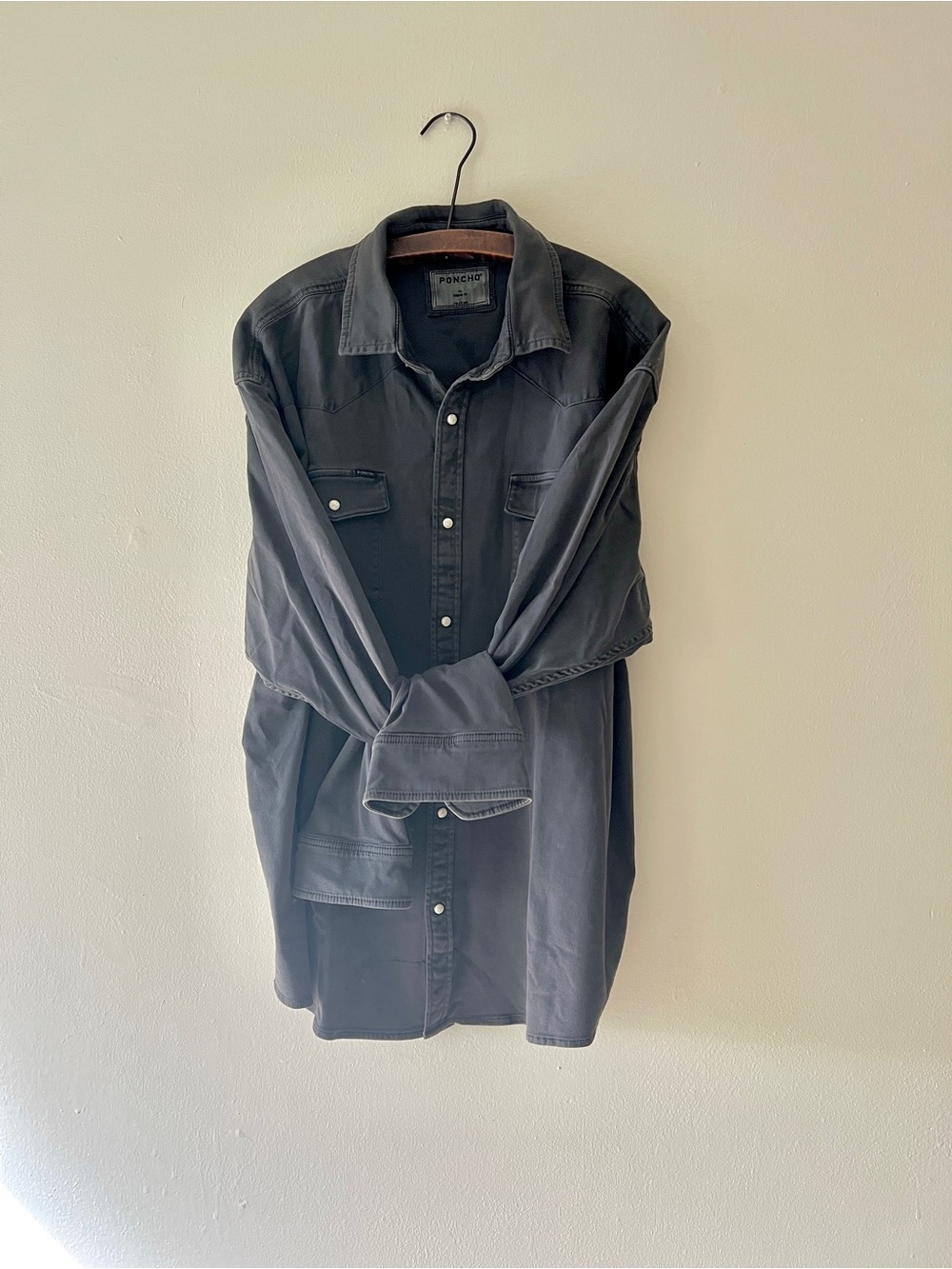 Poncho Men's Casual Dark Gray Button-Down Shirt XL Regular Fit NWOT - Picture 5 of 14